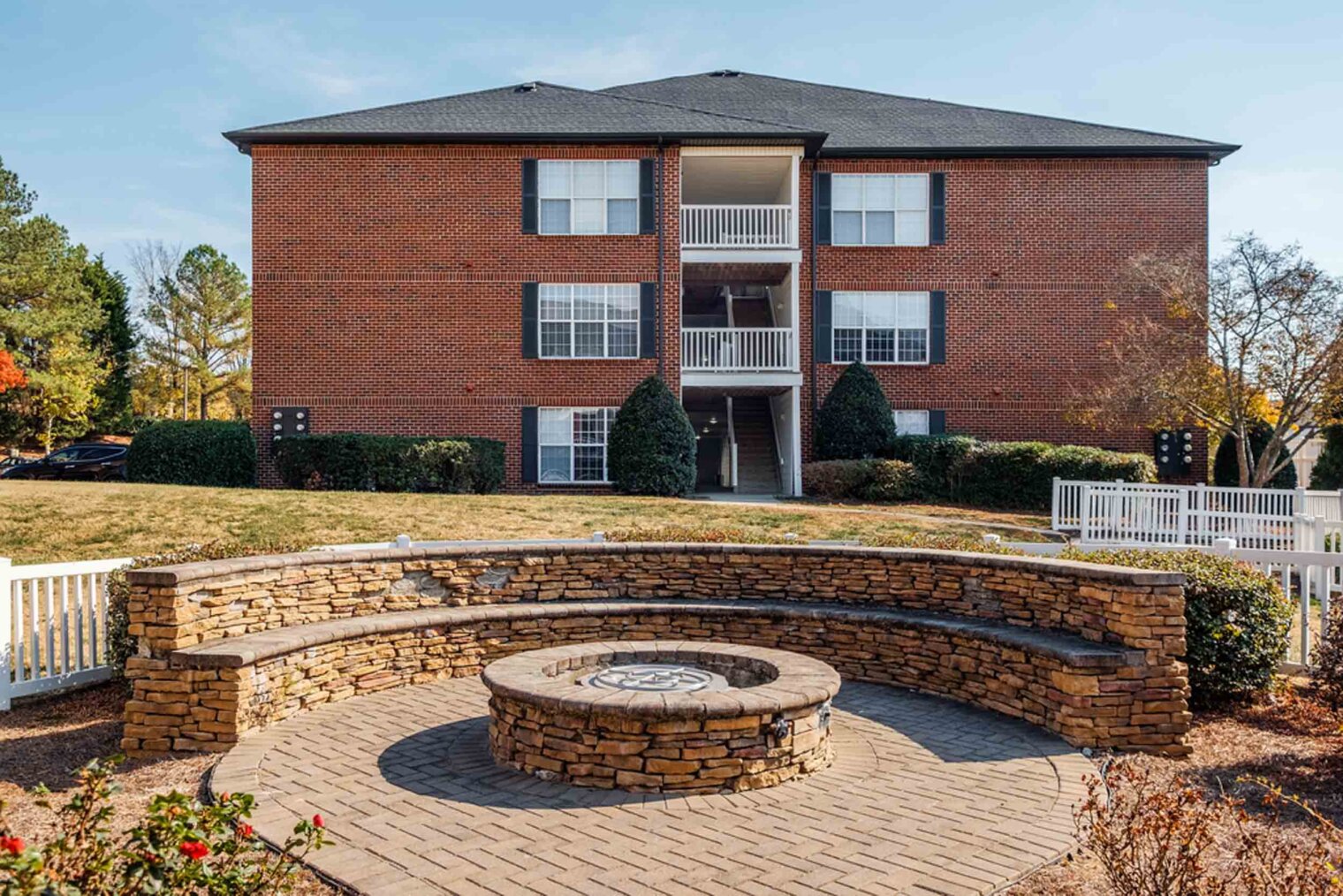 exterior apartments for rent the ariel