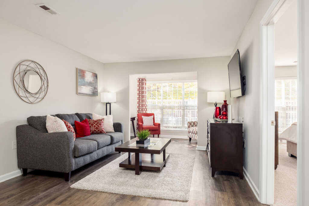 charlotte rental the areal's living area