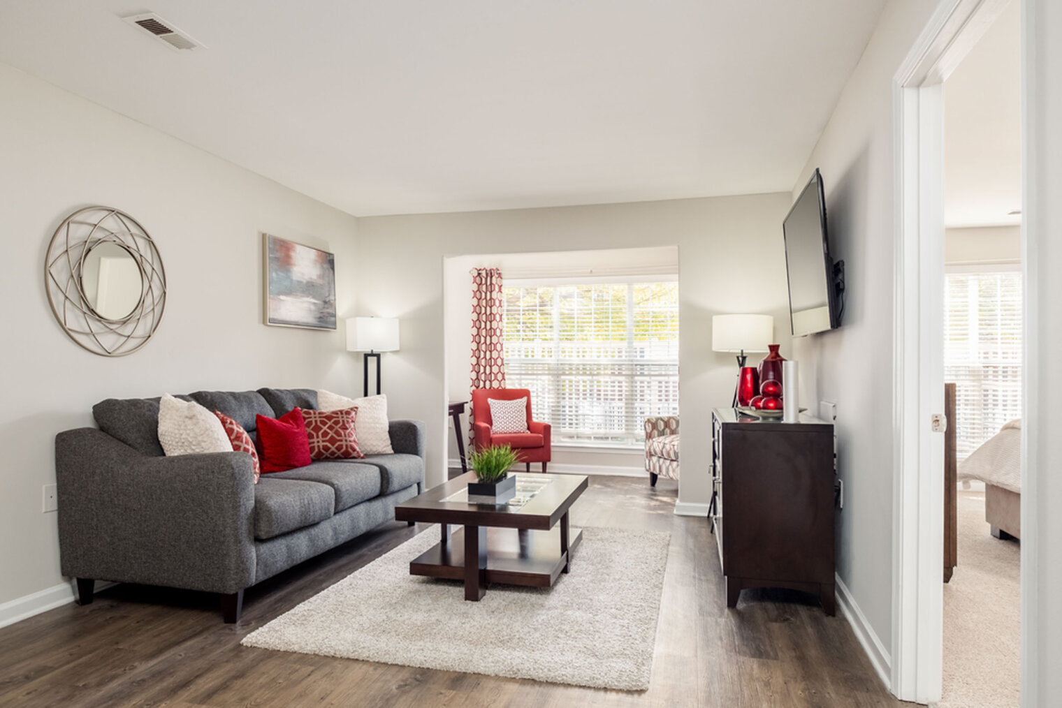 charlotte rental the areal's living area