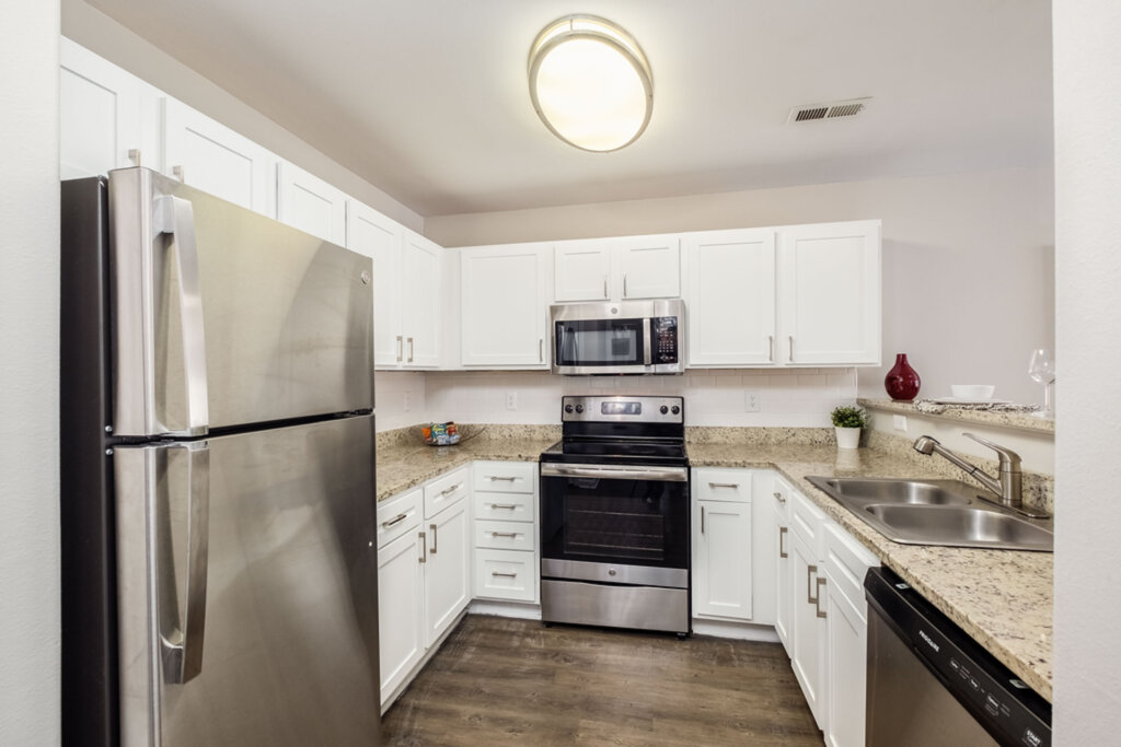 kitchen at charlotte apartments The Ariel